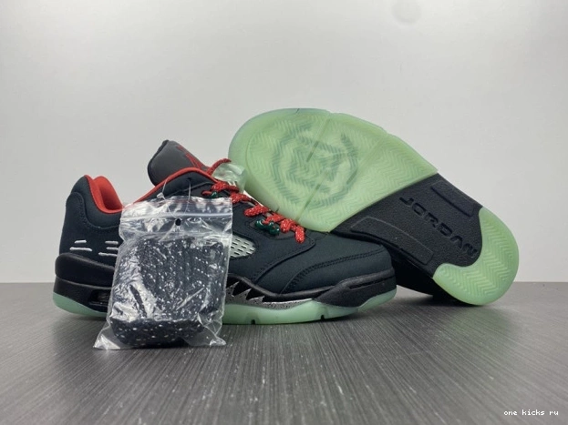 Chep Onekick Anthracite Jordan DM4640-036 5 Air Retro 0607
